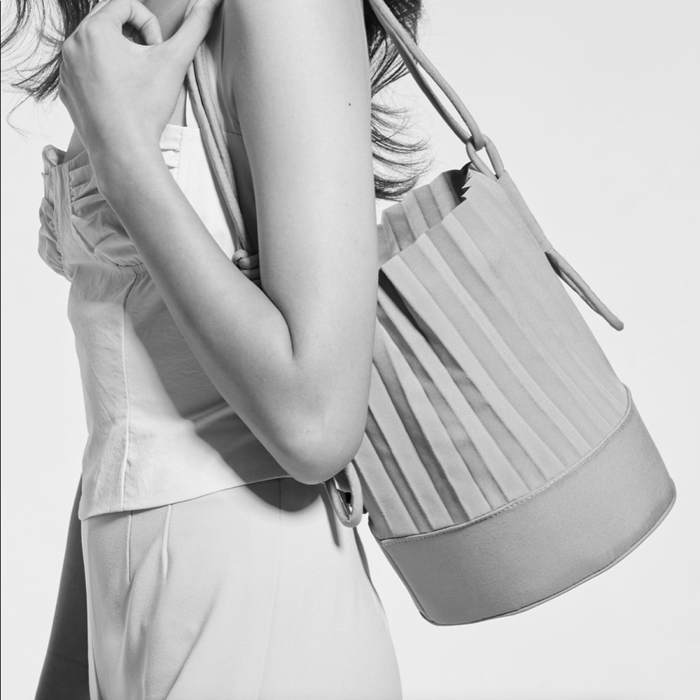 Pleated bag